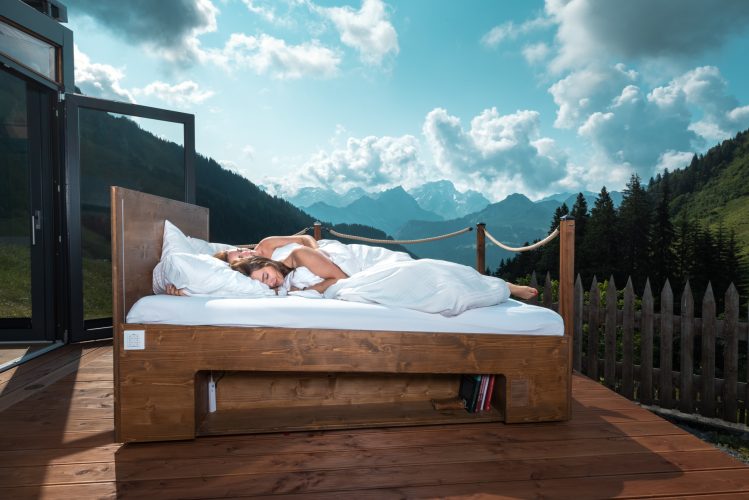 DreamAlive Samina Bett auf Terrasse DreamAlive Samina Bett auf Terrasse
